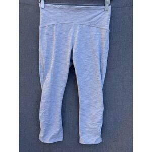 Lululemon Sz 10 W6AQTS Train Times Crop‎ 21"  Ice Grey Alpine White